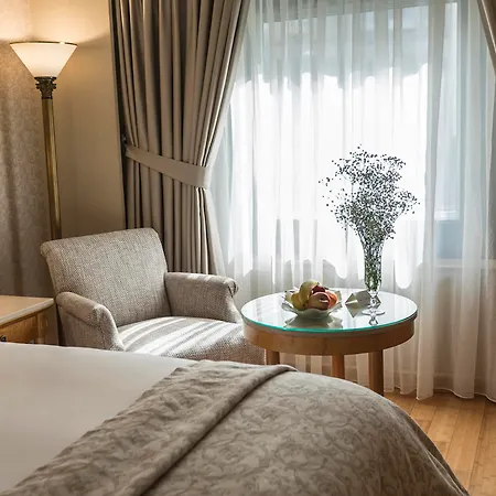 Zorlu Grand 5*