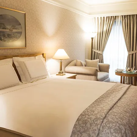 ホテル Zorlu Grand 5*