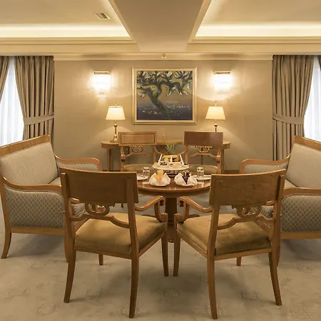 Zorlu Grand 5*