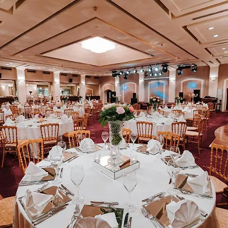 فندق زورلو غراند 5*